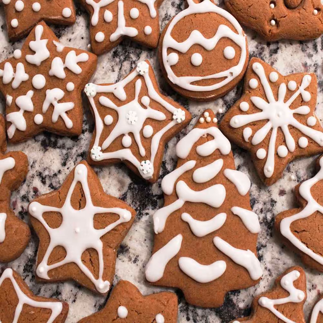 National Gingerbread Cookie Day