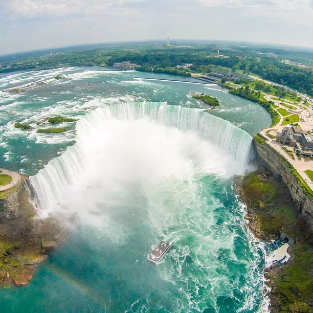 Niagara Falls Runs Dry Day